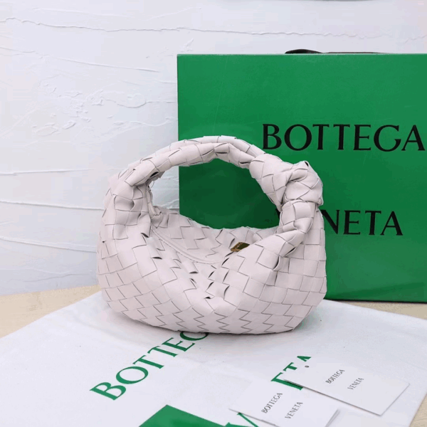 BOTTEGA VENETA Handbag - Image 2