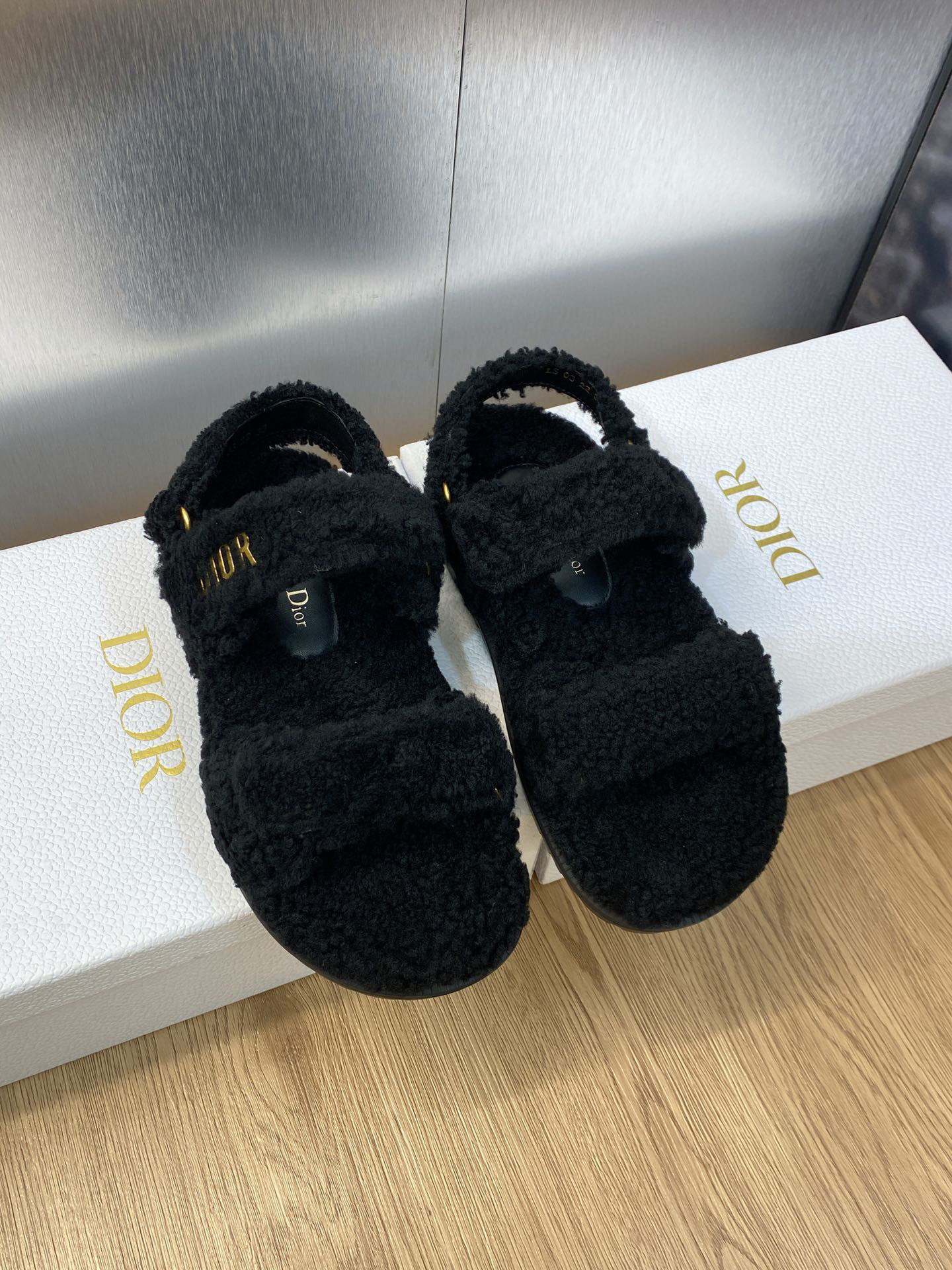 DIOR_-Acts_Wool_Sandals_1-hYdoD.jpg
