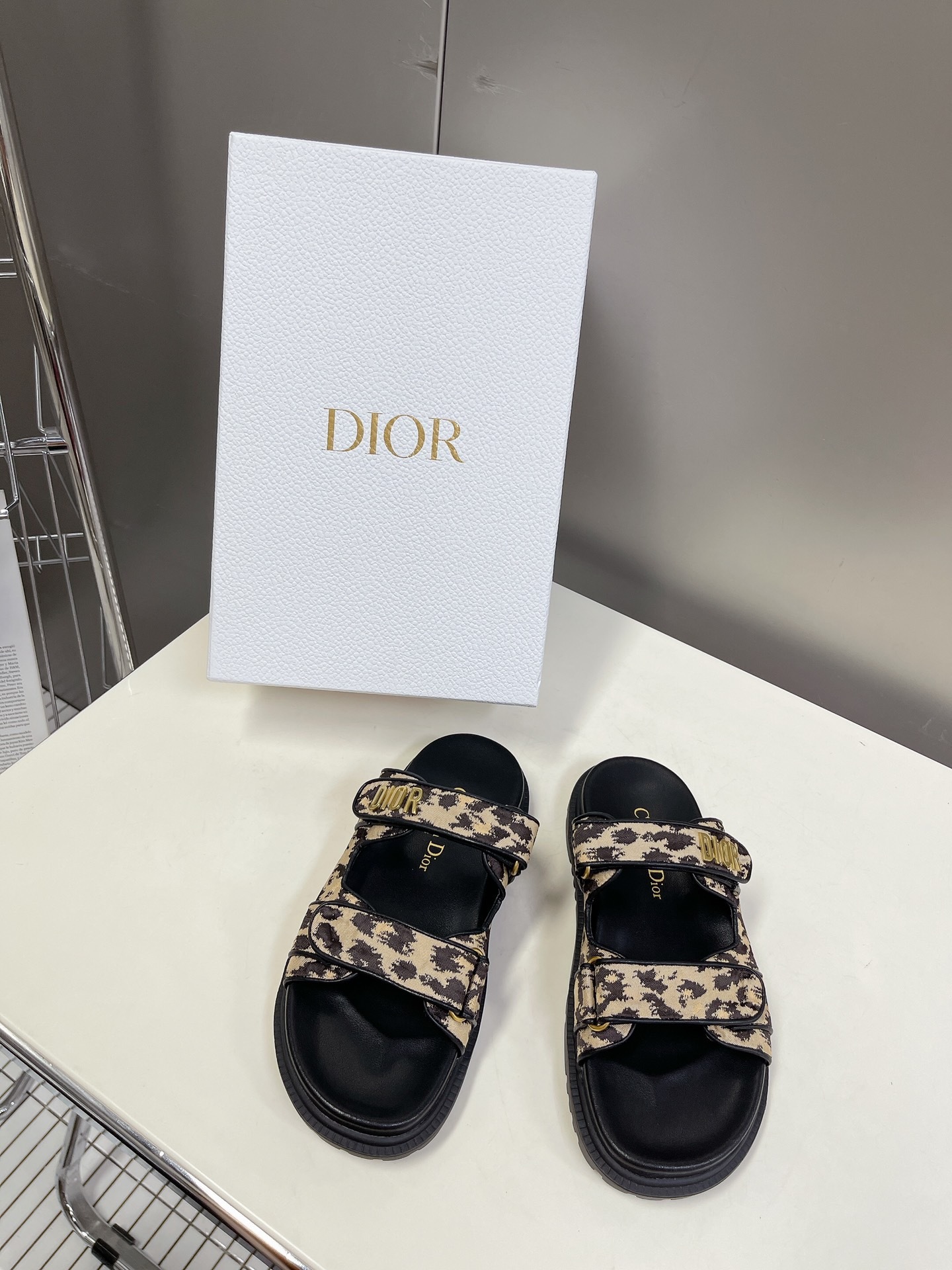 DIOR_DiorAct_Sandals_2-lLYfq.jpg