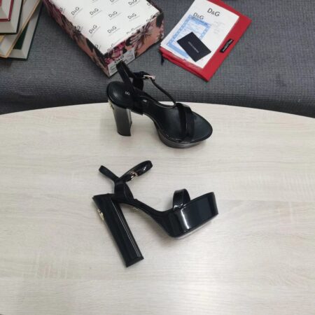 DOLCE GABBANA DG Heels