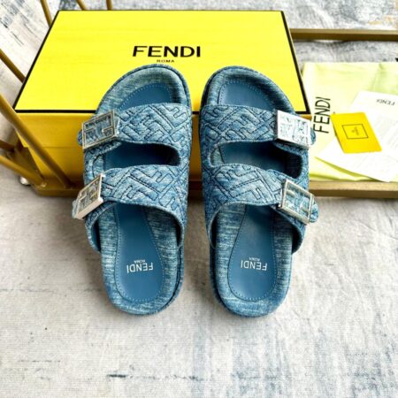 FENDI FEEL Sandals