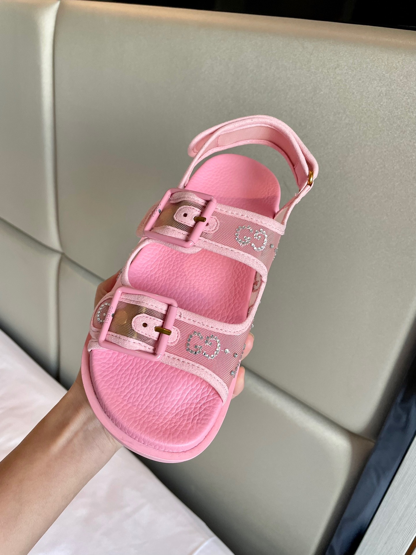 GUCCI_Crystal_mesh_sandals_2-nCUpZ.jpg