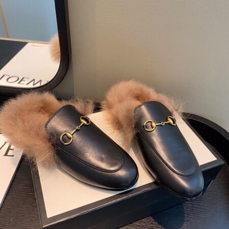 GUCCI Fur Sandals