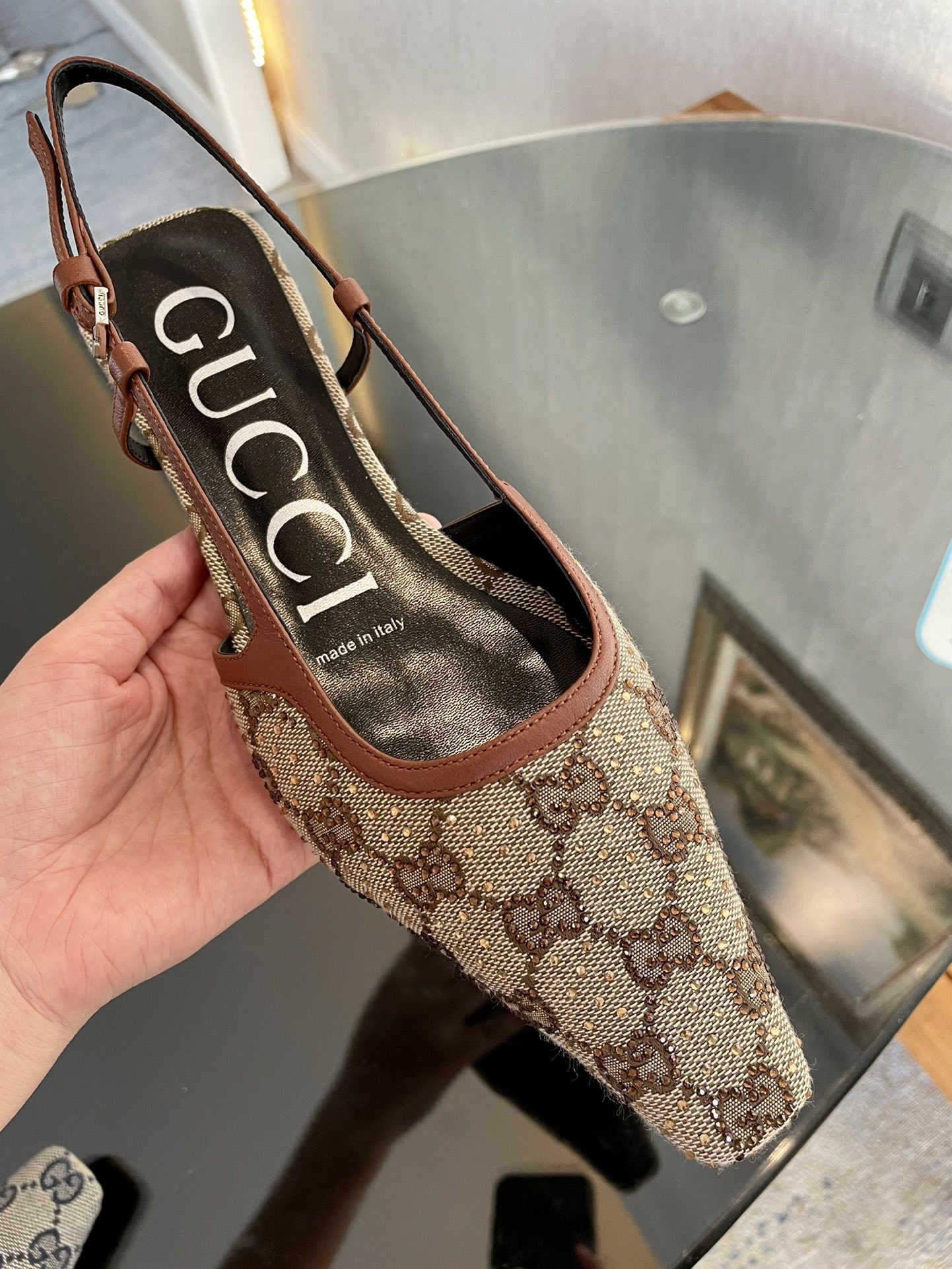 GUCCI_Vintage_Vintage_pressed_diamond_mesh_sandalsHeel_height_15cm_5-ImpDd.jpg