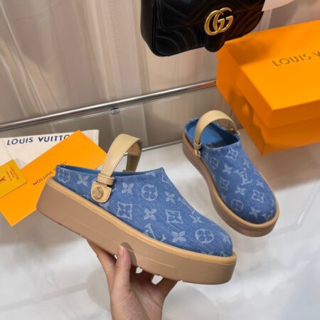 LOUIS VUITTON ASPEN Birkenstock slippers