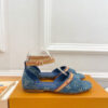 LV_NEO_REVIVAL_Flat_Denim_Sandals_2-niAP6.jpg