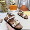 LV_Sandals_4-S3BpV.jpg