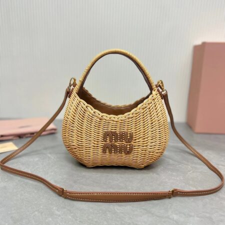 MIUMIU Woven handbag （best quality）