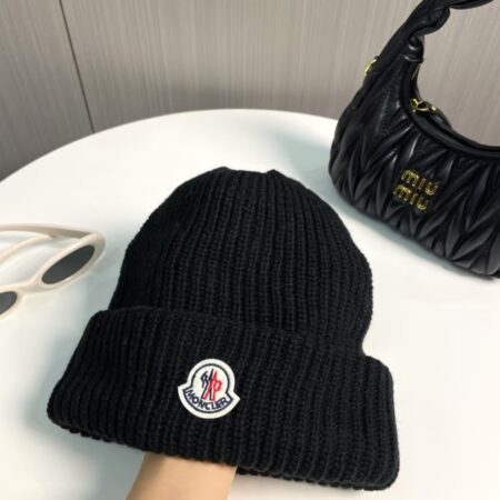 MONCLER Knitted hat