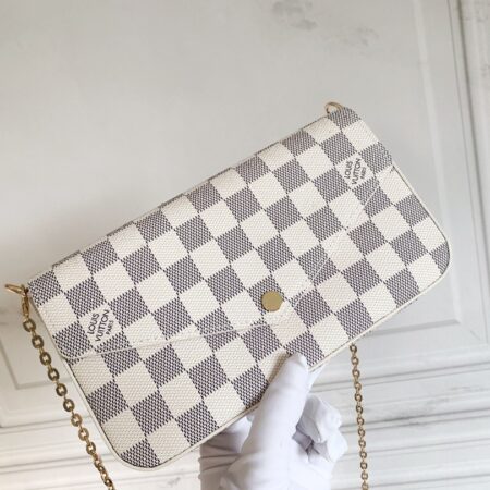 LOUIS VUITTON FÉLICIE POCHETTE Handbag