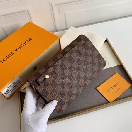 LOUIS VUITTON purse