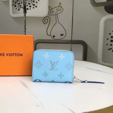 LOUIS VUITTON Little Purse