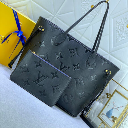 LOUIS VUITTON Neverfull MM Bag